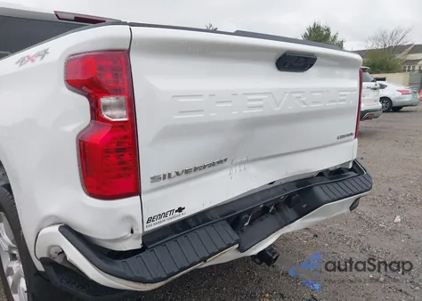 2022 Chevrolet Silverado 1500 4Wd Short Bed Custom from USA, damaged, VIN 1GCPDBEK9NZ602262